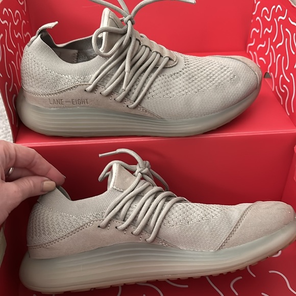 Lane Eight Lunar Gray Trainer - Picture 7 of 9